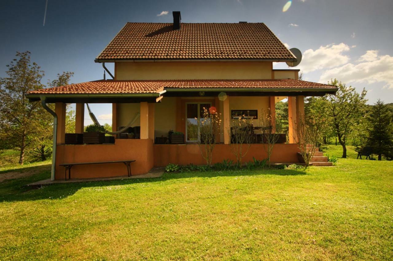 Charly'S Apartment Smoljanac Zewnętrze zdjęcie