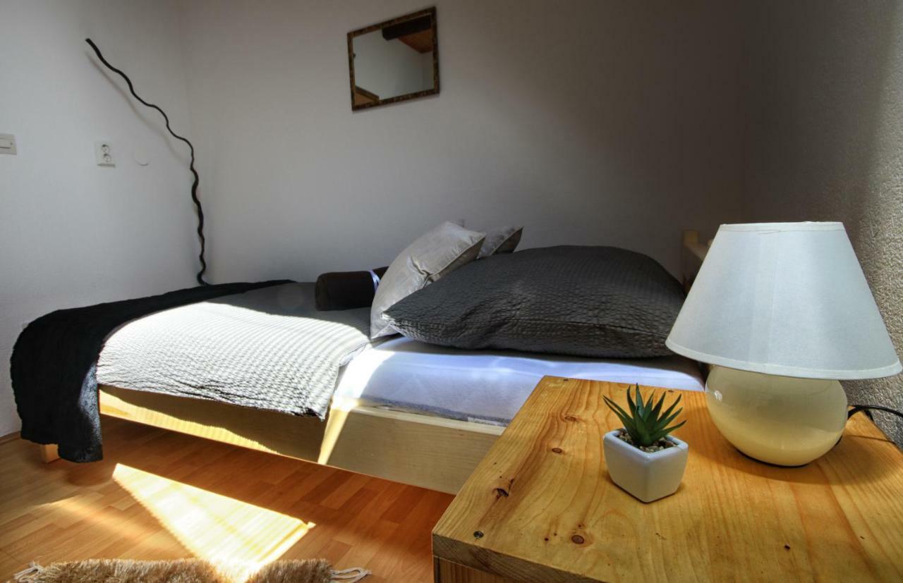 Charly'S Apartment Smoljanac Zewnętrze zdjęcie
